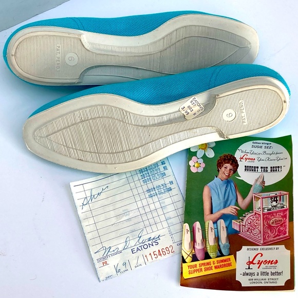 Vintage Leisure Treads, Made in Canada - Picture 3 of 4